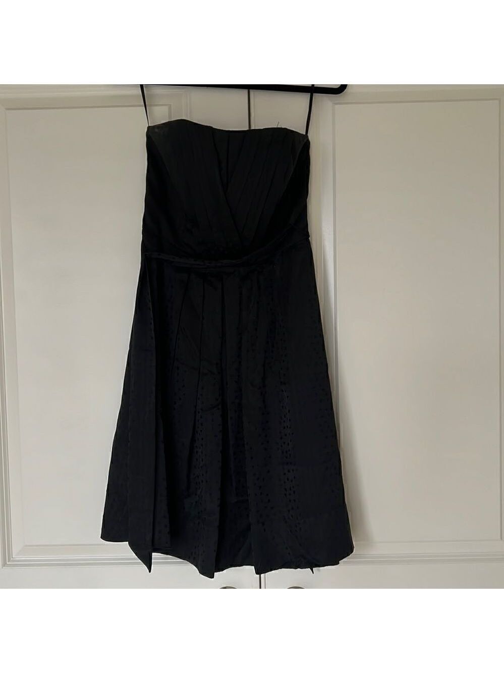 WHITEย HOUSEโBLACKโMARKETโSilkโDressโ๐ค
